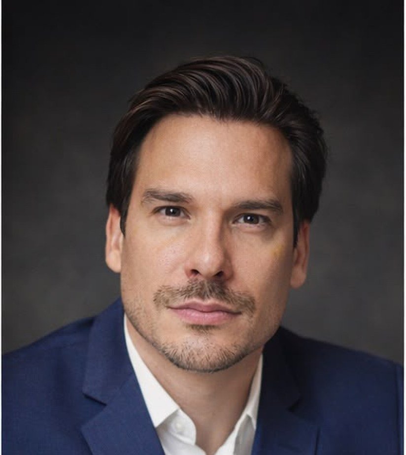 Dr. Rafael Mustafá
